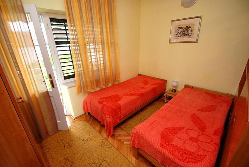 Apartments And Rooms By The Sea Zaostrog, Makarska - 2661 ภายนอก รูปภาพ