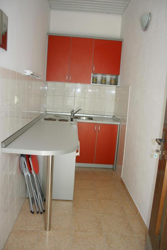 Apartments And Rooms By The Sea Zaostrog, Makarska - 2661 ภายนอก รูปภาพ