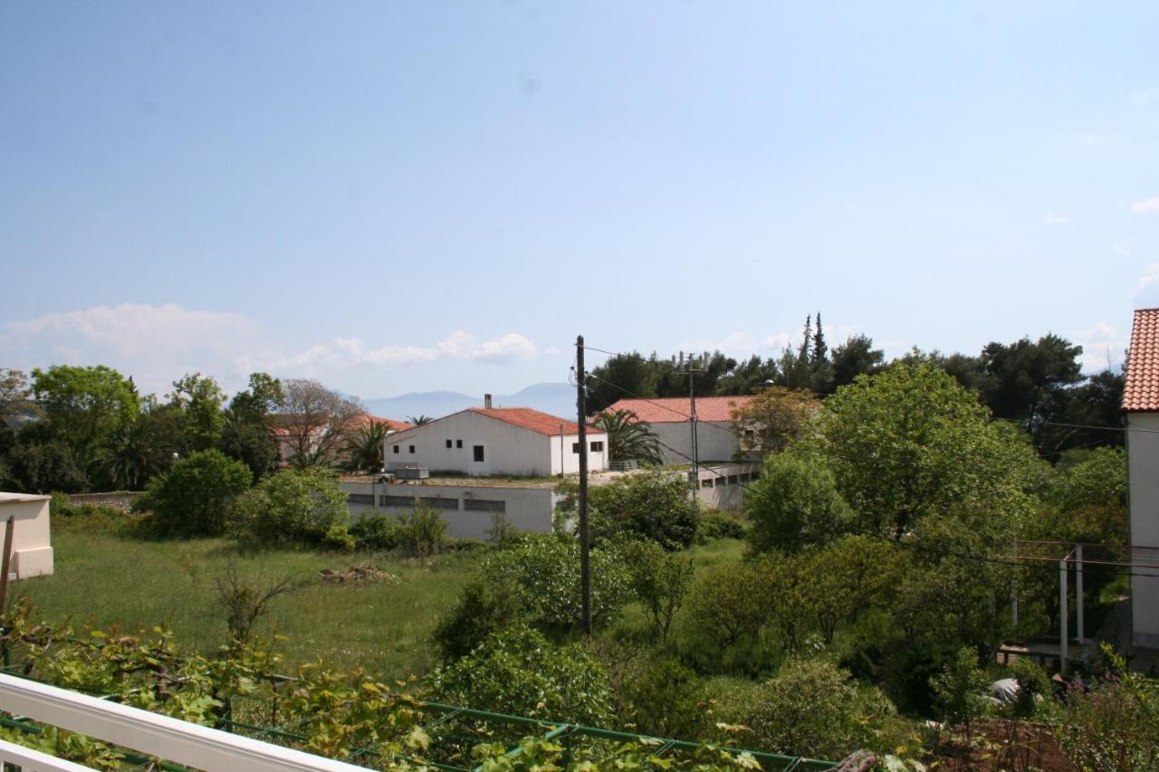 Apartments And Rooms By The Sea Zaostrog, Makarska - 2661 ภายนอก รูปภาพ